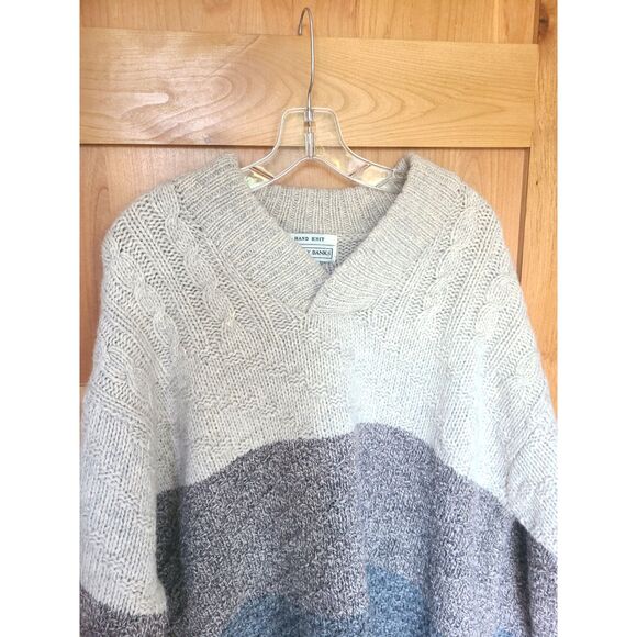 Jeffrey Banks 100% Shetland Wool Hand Knit Colorblock Sweater LARGE XL V Neck - Picture 3 of 6